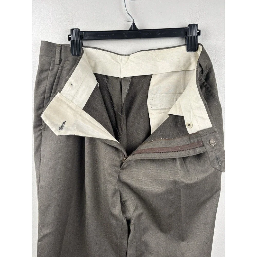 Vintage Bill Blass Men’s Suit 44L Taupe Gray 100% Wool USA 80s 90s Power Suit